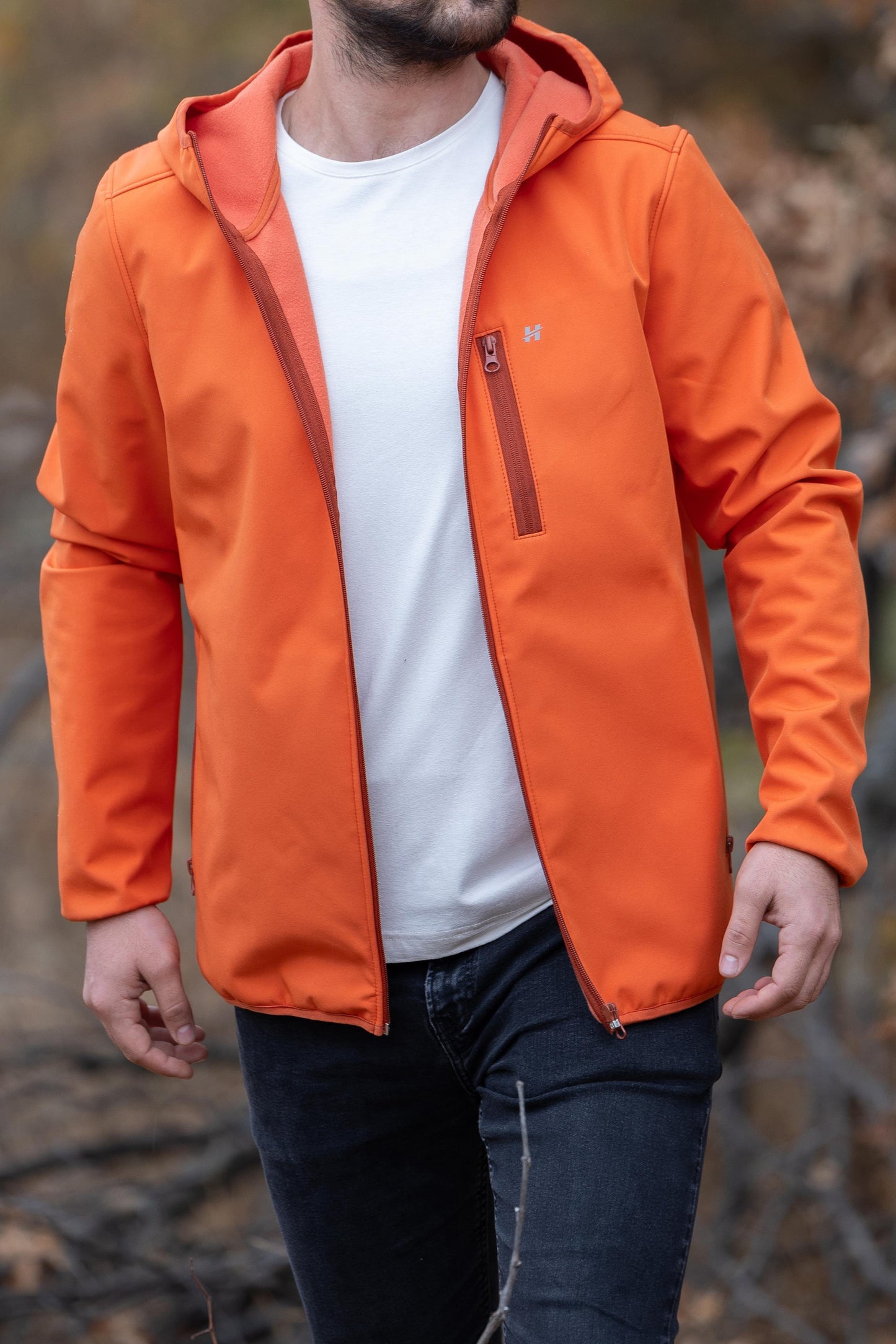 Turuncu Kapüşonlu Softshell Mont